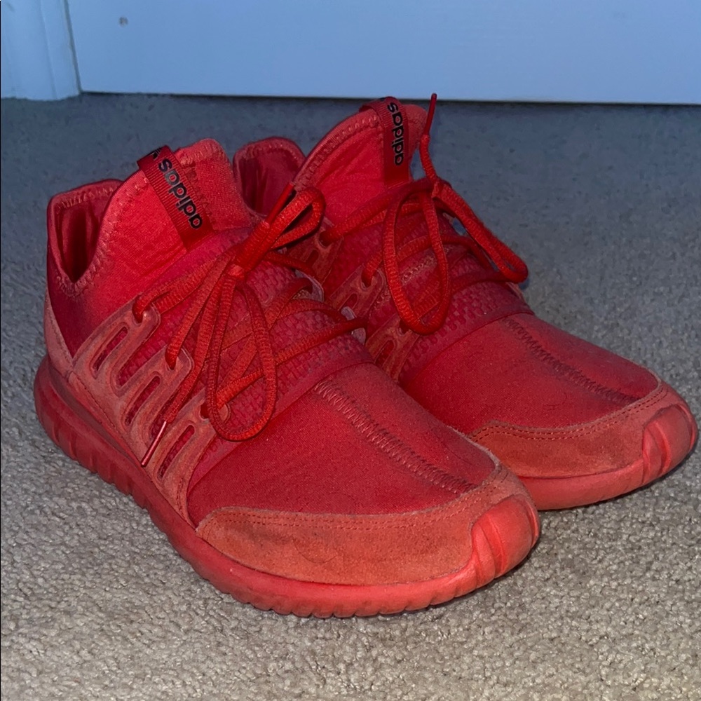 Men’s Adidas tubulars